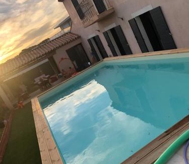 Les Pennes-Mirabeau Bed & Breakfast | WHY NOT Marseille
