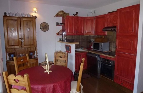 Isola Apartment | Wifi, 200m from ski slopes, 5th floor, terrace, tv, ski locker, 45m², Isola 2000