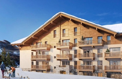Saint-Etienne-de-Tinee Apartment | Wifi, 350m from resort center, swimming pool, sauna, hammam, tv, ski locker, 57m², Auron