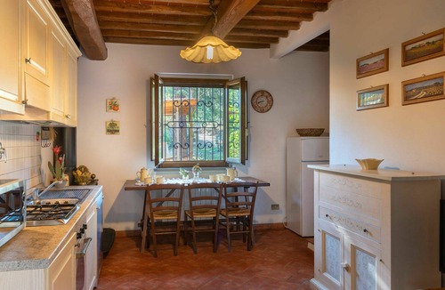 Montevarchi Villa | Wonderful private villa with private pool, WIFI, TV, balcony, pets allowed and panoramic view