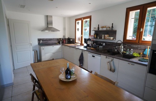 Draguignan Villa | Wonderful private villa with private pool, A/C, WIFI, TV, terrace, pets allowed and panoramic view