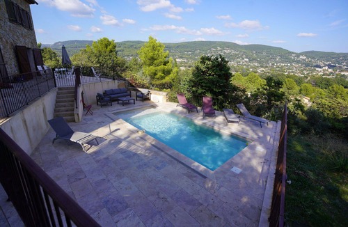 Draguignan Villa | Wonderful private villa with private pool, A/C, WIFI, TV, terrace, pets allowed and panoramic view