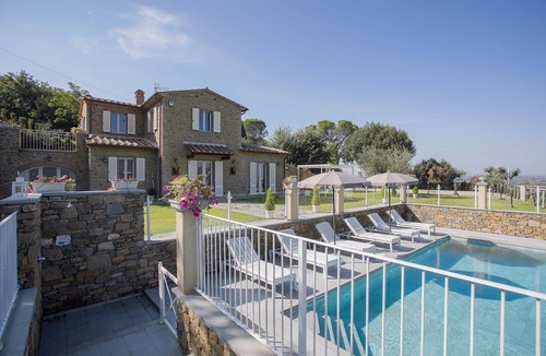 Cortona Villa | Wonderful private villa with private pool, A/C, WIFI, TV, terrace, panoramic view, close to Cortona