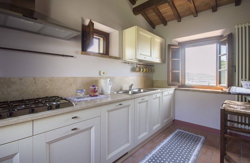 Camucia Villa | Wonderful private villa for 13 guests with private pool, WIFI, A/C, TV, terrace and panoramic view