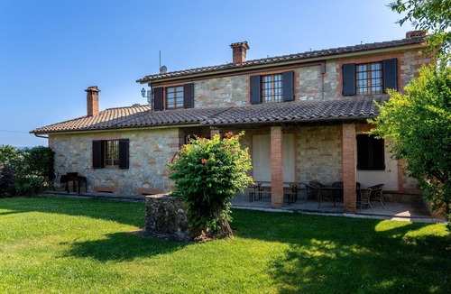 Castelnuovo Berardenga Villa | Wonderful private villa with A/C, WIFI, private pool, TV, patio, pets allowed and panoramic view