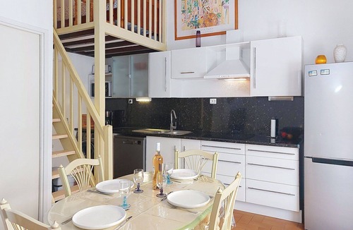 Le Mitan House | Wonderful villa for 5 guests with pool, WIFI, A/C, TV and terrace