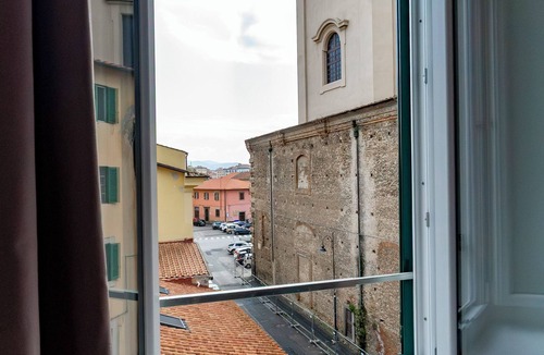 Venezia Nuova Apartment | Your accommodation in downtown Livorno near the embarkation for Sardinia