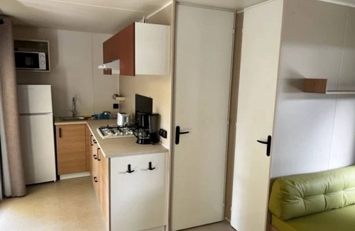 Villeneuve-les-Maguelone House | ZEcamping 2* piscine mobil-home TV clim 32m2 4 pers