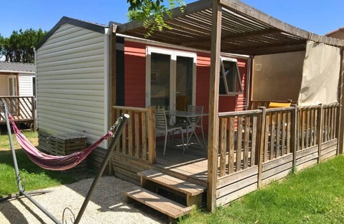 St.-Remy-de-Provence House | ZEcamping 3* pataugeoire piscine locatif TV clim 18m2 2 pers
