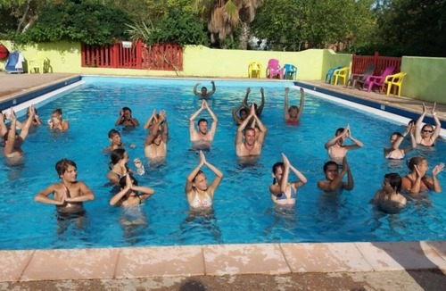 Villeneuve-les-Beziers Cabin | ZEcamping 4 étoiles piscine chiens acceptés club enfant tente BBQ 8m2