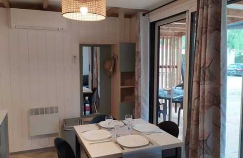Saint Maime Ski Chalet | ZEcamping 3 étoiles familial parc aquatique fitness locatif TV LV clim