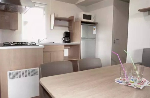 Giens House | ZEcamping 3 étoiles locatif TV 30m2 4 pers