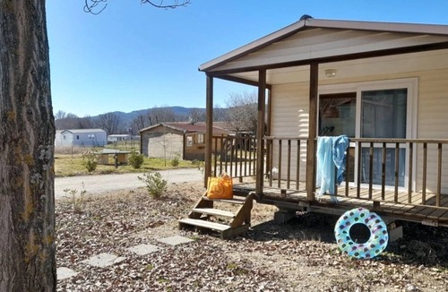 Beynes House | ZEcamping 3 étoiles piscine animaux acceptés locatif clim 25m2 4 pers