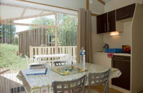 Durfort House | ZEcamping 3* animaux acceptés et piscine au milieu des collines