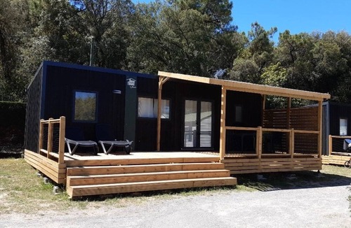 Saint Maime House | ZEcamping 3* familial espace aquatique locatif TV LV clim 35m2