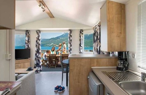 Chorges House | ZEcamping 3* pataugeoire pet friendly club enfant locatif TV LV clim