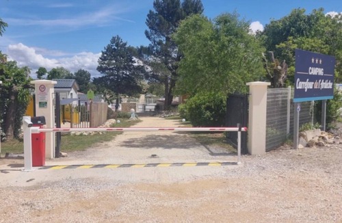 Saint-Remeze House | ZEcamping 3* piscine chiens acceptés locatif 4 pers