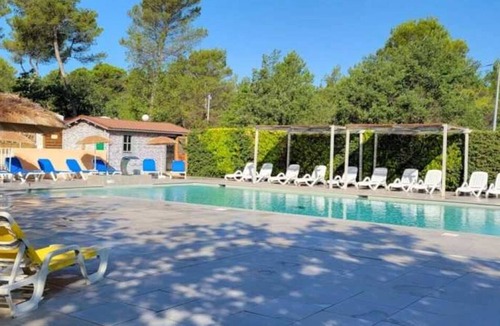 Peynier House | ZEcamping 3* toboggans piscine locatif 25m2 5 pers