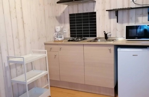 Paluds de Noves Ski Chalet | ZEcamping 4 étoiles pet friendly piscine et pétanque au cœur des Alpilles