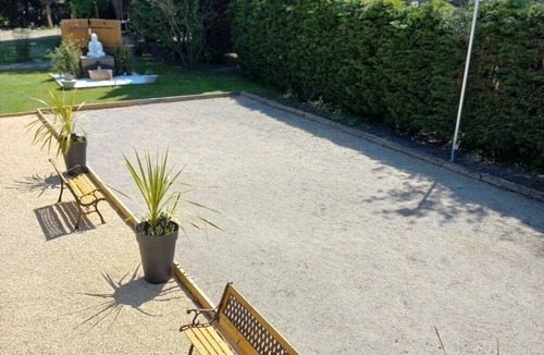 Paluds de Noves Ski Chalet | ZEcamping 4 étoiles piscine chalet TV LV clim 24m2 2 pers