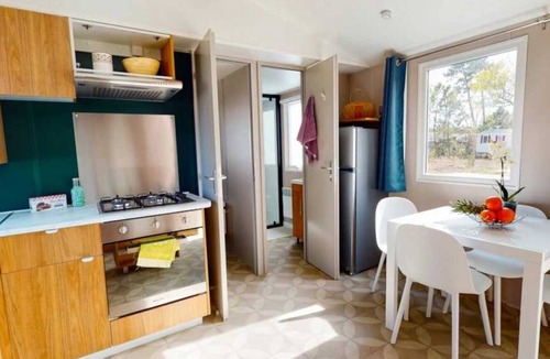 Torreilles House | ZEcamping 4* animé 500m plage piscine dog friendly locatif clim 28m2
