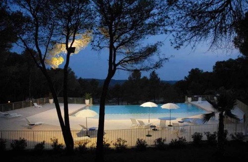 Castelnau-de-Guers House | ZEcamping 4 étoiles piscine pet friendly mobil-home TV clim 40m2