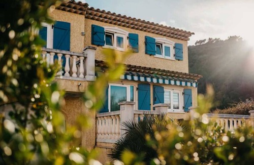 Vidauban Villa | ZEcamping 5 étoiles espace aquatique locatif TV LV BBQ 120m2