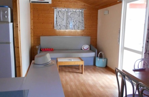 Le Muy Ski Chalet | ZEcamping 5 étoiles familial parc aquatique pet friendly locatif TV LV clim