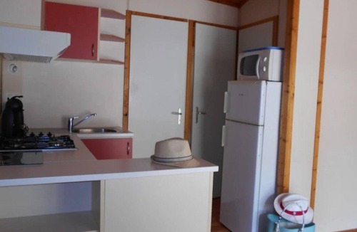 Le Muy Ski Chalet | ZEcamping 5 étoiles familial parc aquatique pet friendly locatif TV LV clim