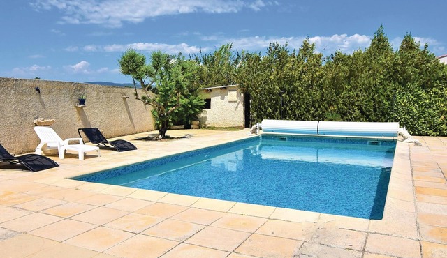 1 bedroom accommodation in Robion