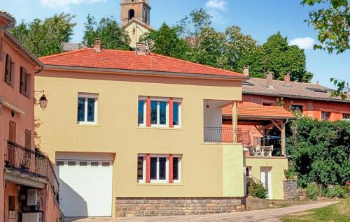 1 Bedroom Pet Friendly Apartment In Bellaffaire