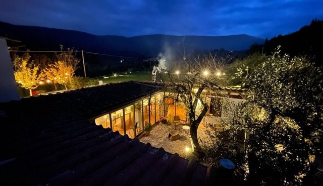 10 KM FROM FLORENCE APARTMENT WITH LARGE TERRACE