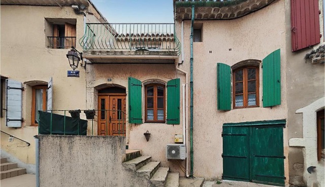 2 Bedroom Awesome Home In Servian