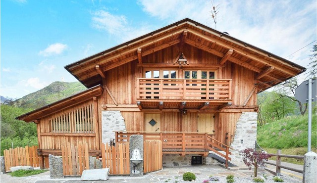 2 Bedroom Beautiful Home In Terzolas