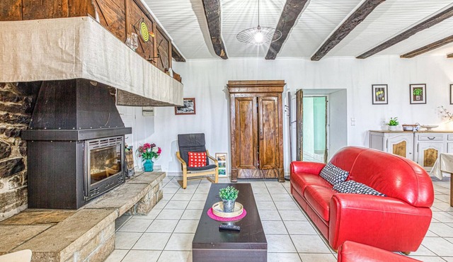 2 bedroom cozy home in Pierrefiche