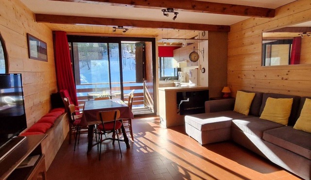 200m from shops, 4th floor, balcony, tv, 42m², Sauze - Super Sauze