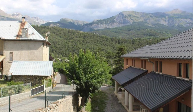 2nd floor, swimming pool, hammam, parking, tv, 35m², Pra Loup