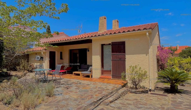 4AMB2 - Pleasant villa with shared swimming pool