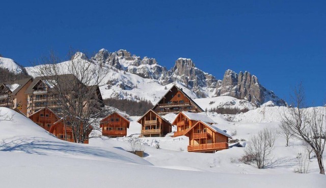 50m from resort center, 3rd floor, balcony, ski locker, 36m², Réallon