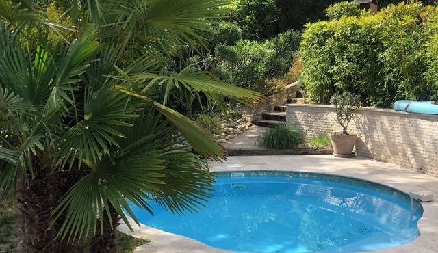 Air-conditioned villa with heated pool - Golf de Pont-Royal - 6 pers