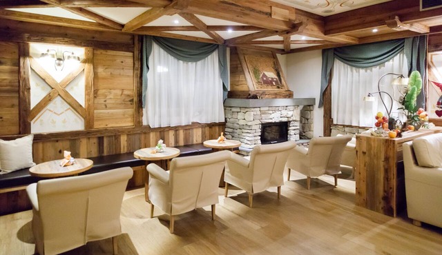 AlpHoliday Dolomiti Wellness