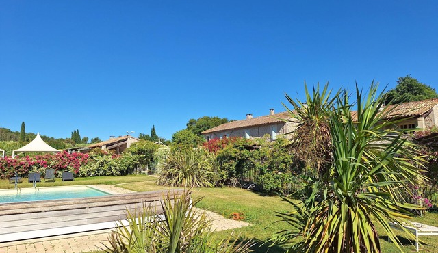 Alpilles Cottage Philippe's Farm pool shared