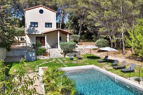 Altinea - Family Home with Infinity Pool
