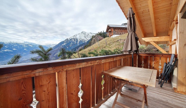 Apartment 'Bartgeier' with Mountain View, Shared Garden and Wi-Fi
