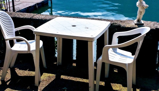Apartment in villa LE PALME directly on the lake of Lugano