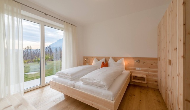 Apartment 'Kardonighof Mazzon' with Pool View