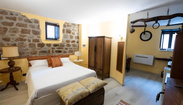 Apartment 'Lucky Home' with Wi-Fi and Air Conditioning