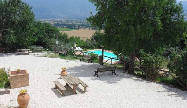 Apartment 'Noce' with Shared Pool, Wi-Fi and Air Conditioning