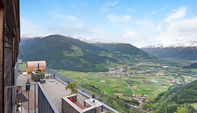 Apartment 'Röfen Weströfen' with Mountain View, Shared Terrace and Wi-Fi