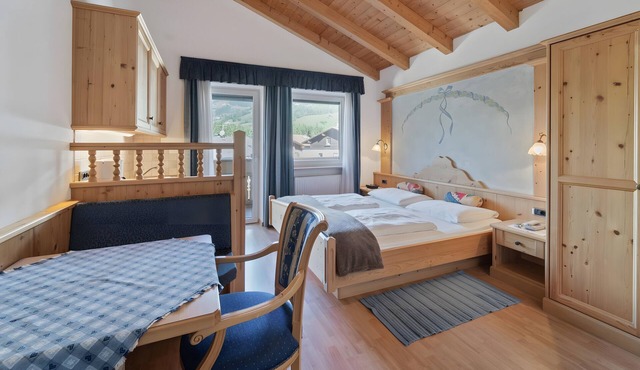 Apartment 'Residence Priska Studio' with Mountain View, Shared Garden and Wi-Fi